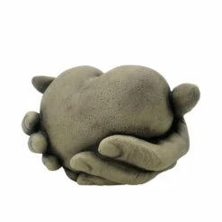 Das Herz In Den Händen - Antikgrauer Stein - Cordis Manu 8 Das Herz In Den Händen - Antikgrauer Stein - Cordis Manu -Pflanz Traum Verkaufsgeschäft das herz in den haenden antikgrauer stein cordis manu3