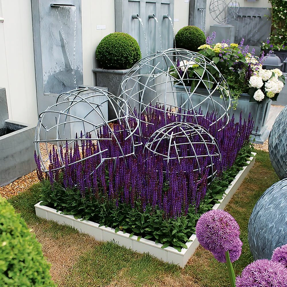 Deko Kugel Für Den Außenbereich Aus Metall Mit Rundstreben - Ollegiro Meno 4 Deko Kugel Für Den Außenbereich Aus Metall Mit Rundstreben - Ollegiro Meno – Bild 2