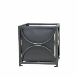 Eckiger Pflanzkasten Aus Gusseisen Zur Gestaltung Von Garten Und Stadt - Kylja