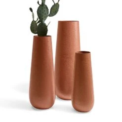 Elegante Terrakotta Gartenvase Rund Aus Aluminium - Louis Orange -Pflanz Traum Verkaufsgeschäft elegante terrakotta gartenvase rund aus aluminium louis orange2