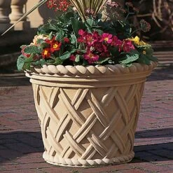 Große Steingefäße Für Den Garten - Elcot Park