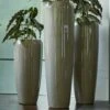 Moderne Garten Pflanzvase - Hochglänzend - Polystone Taupe - Offagna -Pflanz Traum Verkaufsgeschäft moderne garten pflanzvase hochglaenzend polystone taupe offagna