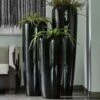 Moderne Pflanzvase Für Draußen - Schwarz Glänzend - Polystone - Sarnano -Pflanz Traum Verkaufsgeschäft moderne pflanzvase fuer draussen schwarz glaenzend polystone sarnano