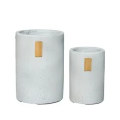 Moderne Runde Pflanztöpfe Aus Fi-Beton Mit Holzdeko - 2er Set - Itora