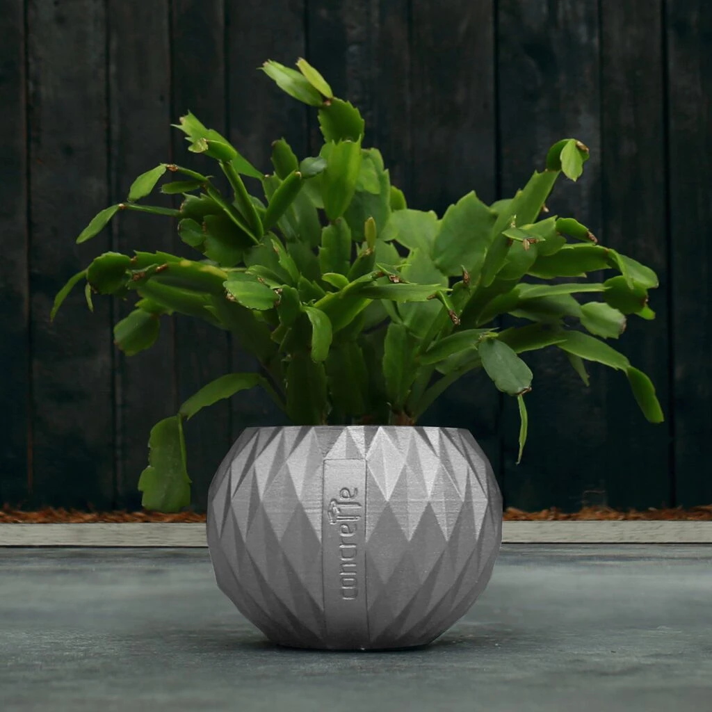 Moderner Pflanztopf Aus Beton Mit Rautenmuster - Koherna 3 Moderner Pflanztopf Aus Beton Mit Rautenmuster - Koherna