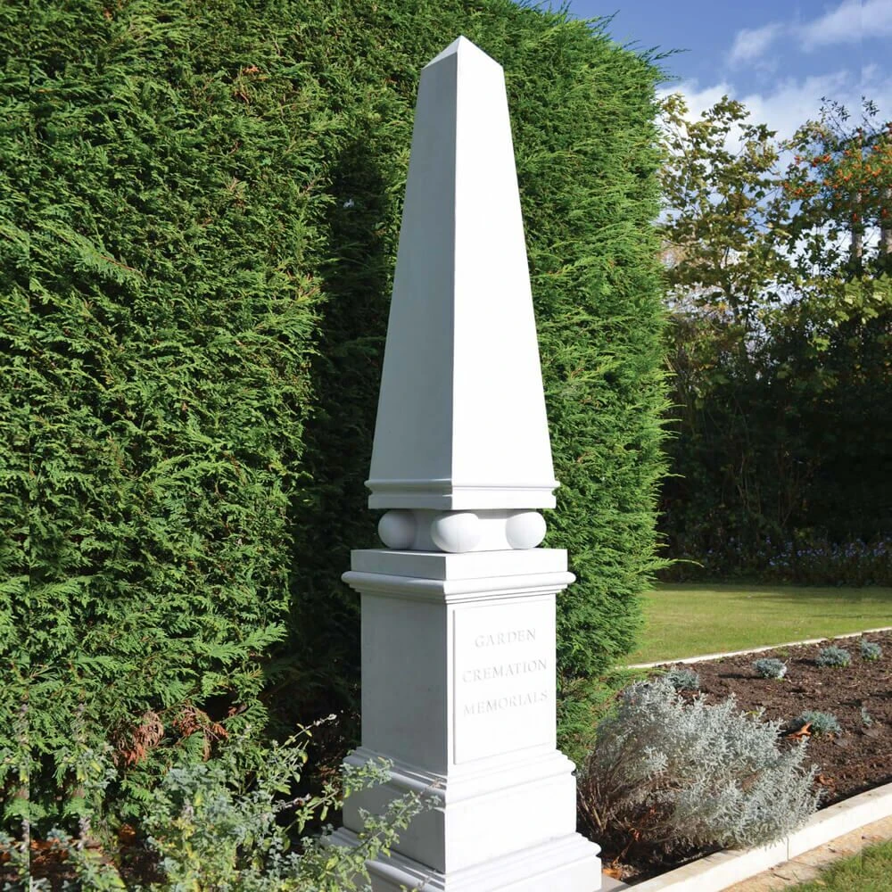 Obelisk Aus Sandsteinguss Mit Sockel Zur Gravur - Berthun Park 3 Obelisk Aus Sandsteinguss Mit Sockel Zur Gravur - Berthun Park