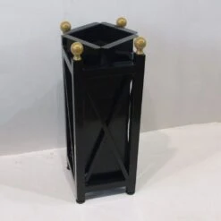 Schwarzer Metall Pflanzkübel Mit Goldenen Finals - Libro Boma -Pflanz Traum Verkaufsgeschäft schwarzer metall pflanzkuebel mit goldenen finals libro boma3